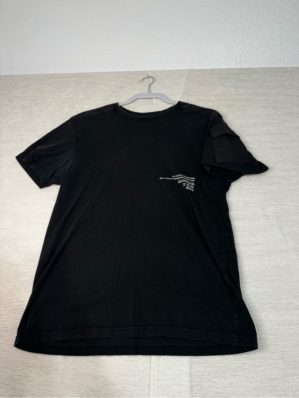 Men's Black Crew Neck Short Sleeve‎ Graphic Tee